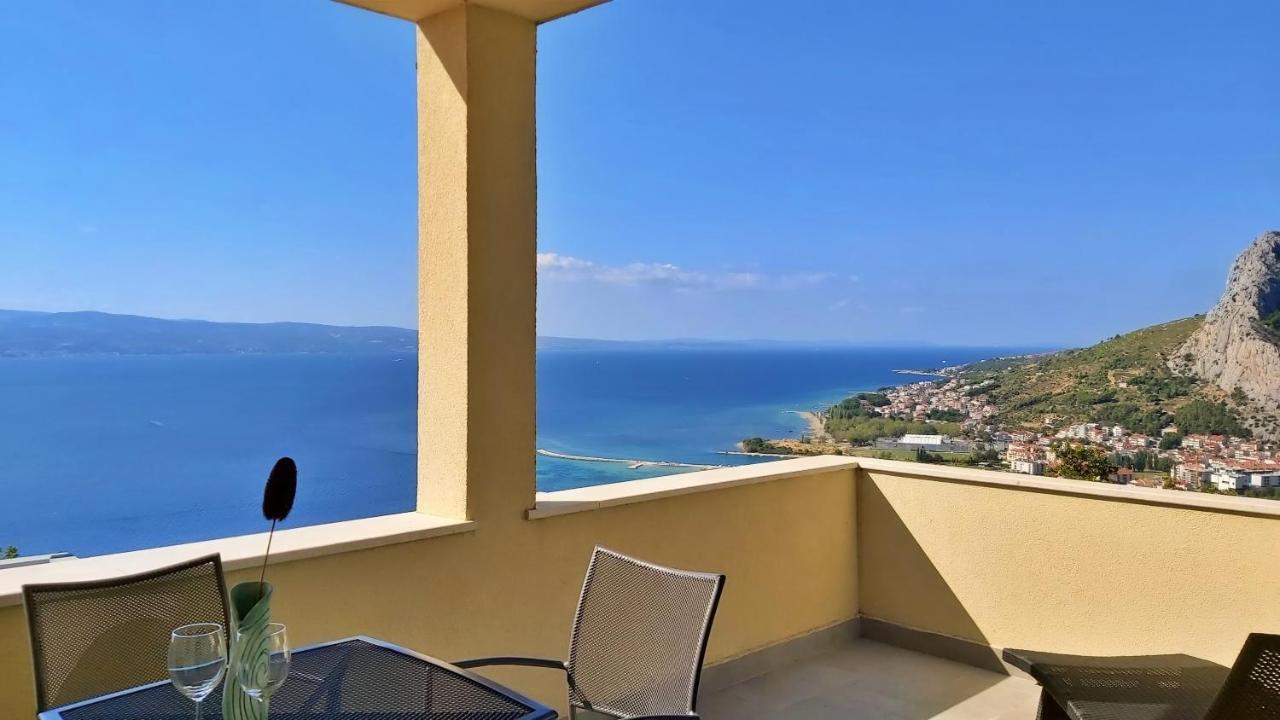 Apartments Borak Оміш Екстер'єр фото